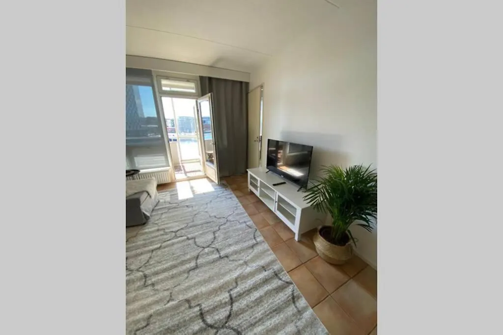 2Ndhomes Helsinki Center Seaview Apartment With Sauna And Balcony