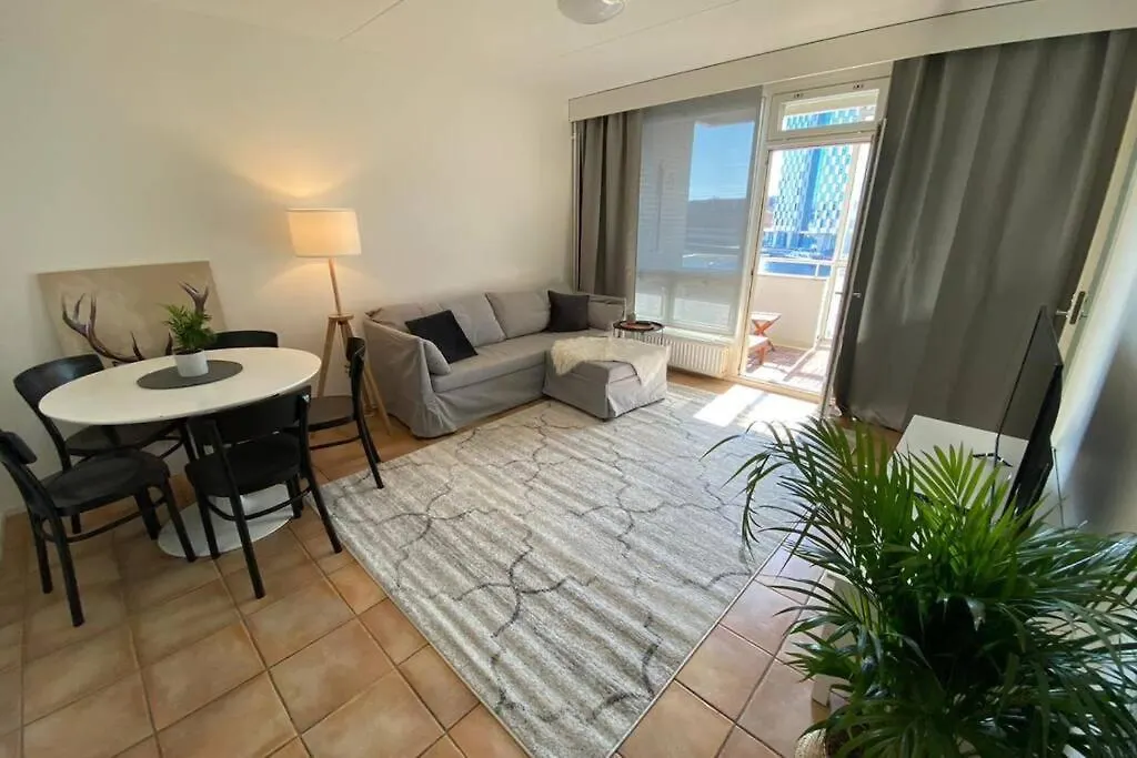 2Ndhomes Helsinki Center Seaview Apartment With Sauna And Balcony فنلندا
